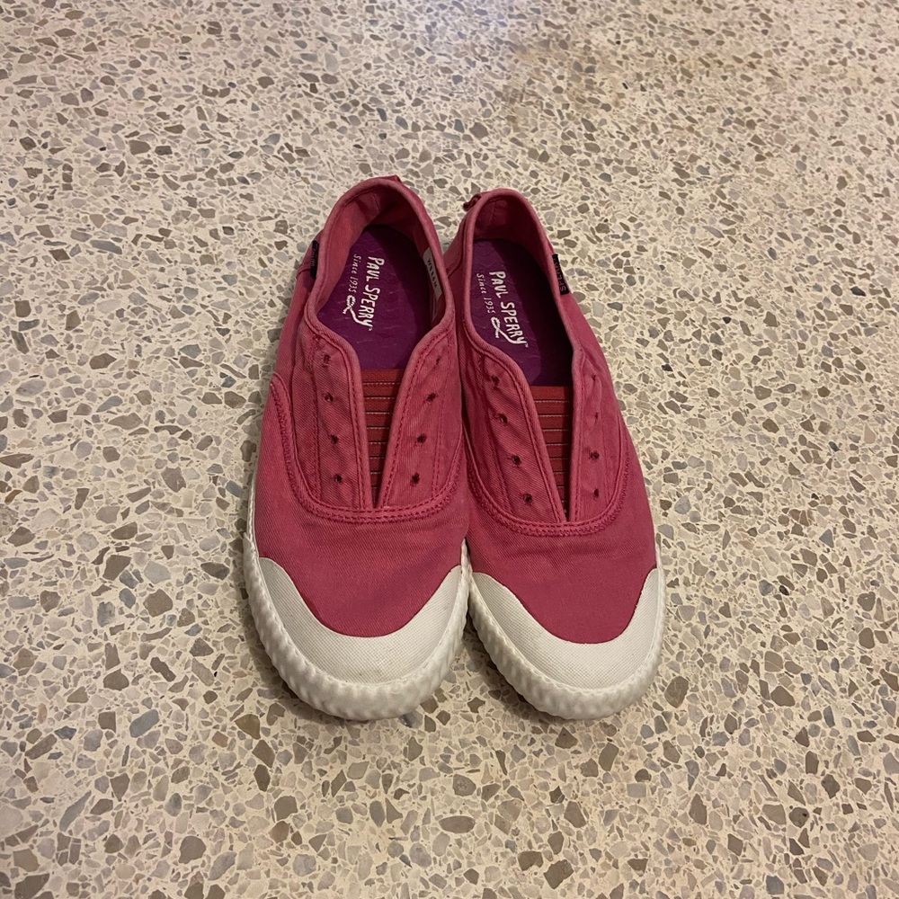 Pink shell toe Sperry women’s 8.5